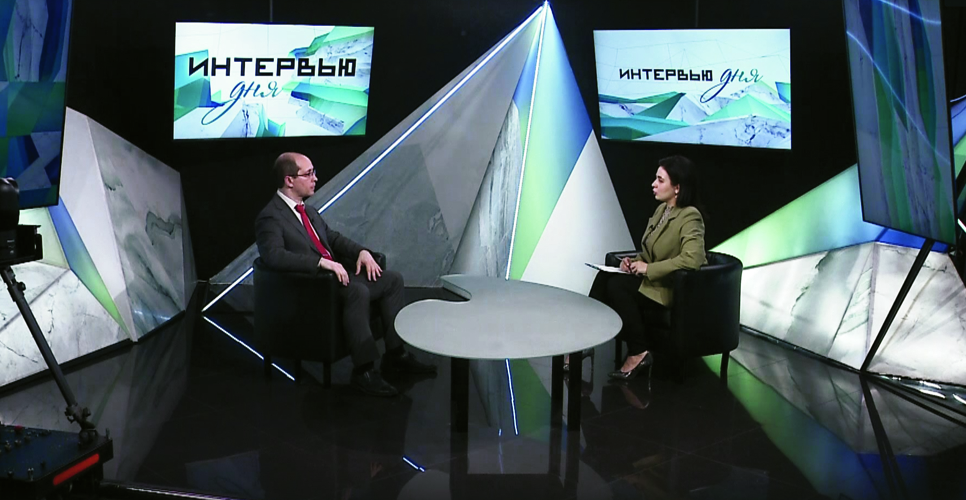 Руслан Гагкуев рассказал о выставке «Обыкновенный нацизм» в эфире телеканала «Катунь 24»