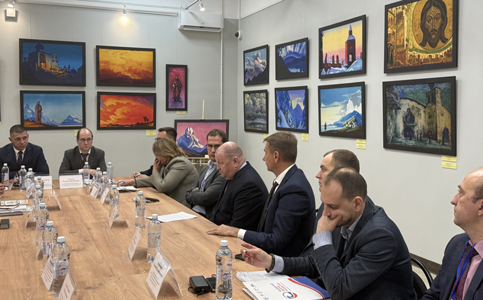 В рамках Азовского форума развития прошёл круглый стол по истории специальной военной операции