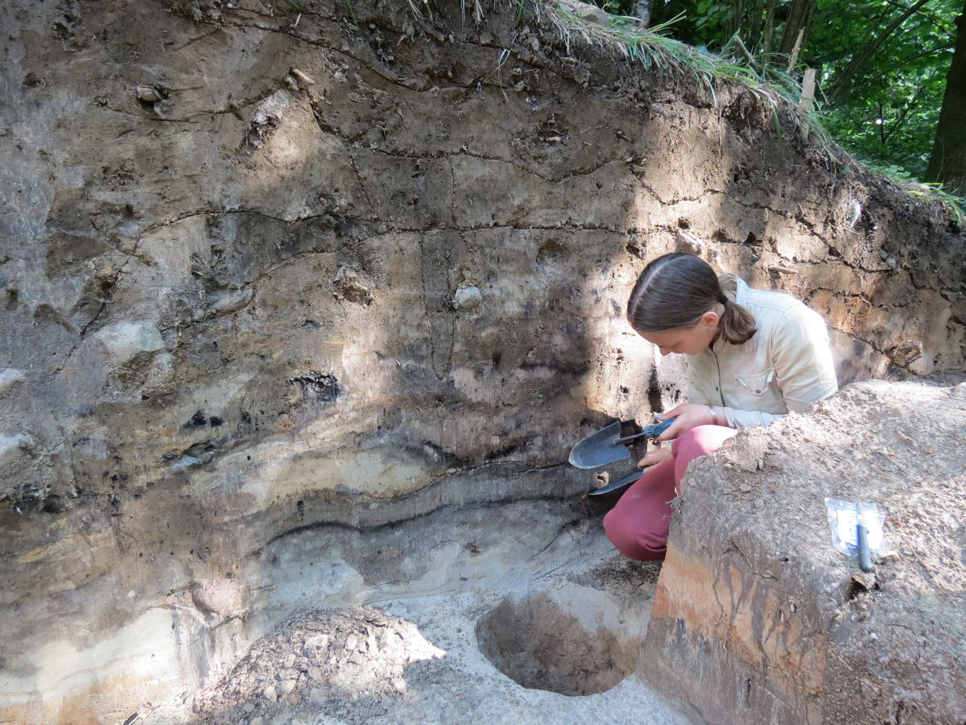 Археологи исследовали раннеславянское городище недалеко от Смоленска