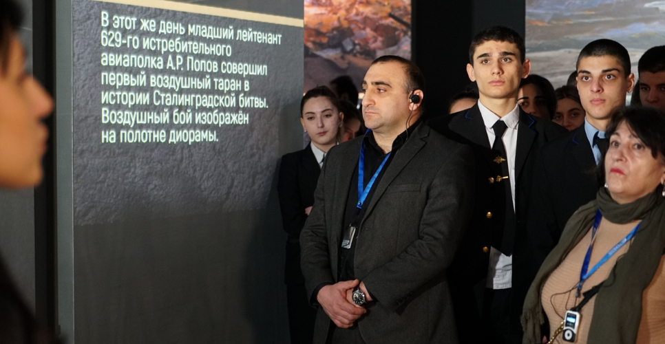 В Махачкале открылась мультимедийная выставка «Сталинград — история Победы»