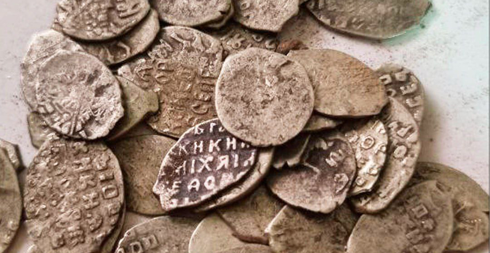 В палатах Аверкия Кириллова на Берсеневской набережной обнаружен уникальный клад серебряных монет