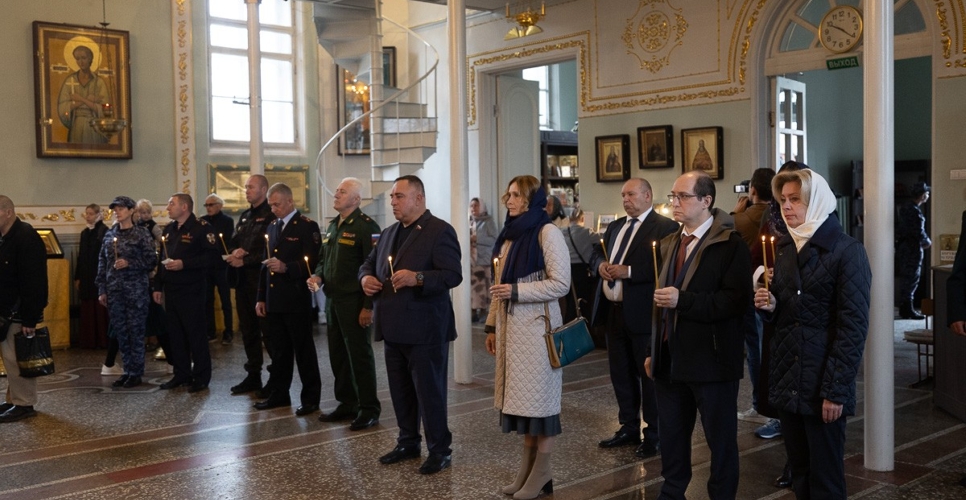 В Пскове прошли мероприятия, посвящённые памяти псковичей, погибших при защите Отечества