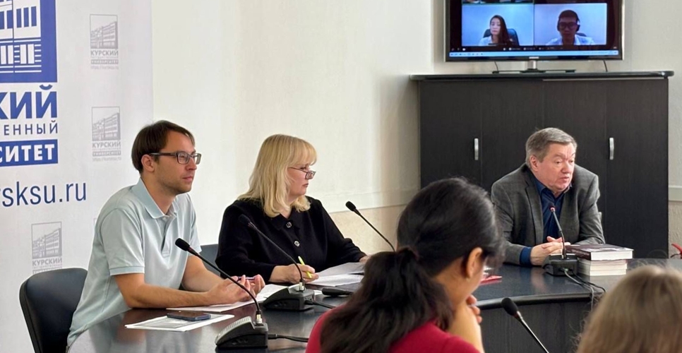 Взаимоотношения России и Вьетнама обсудили в рамках телемоста между Курском и Ханоем