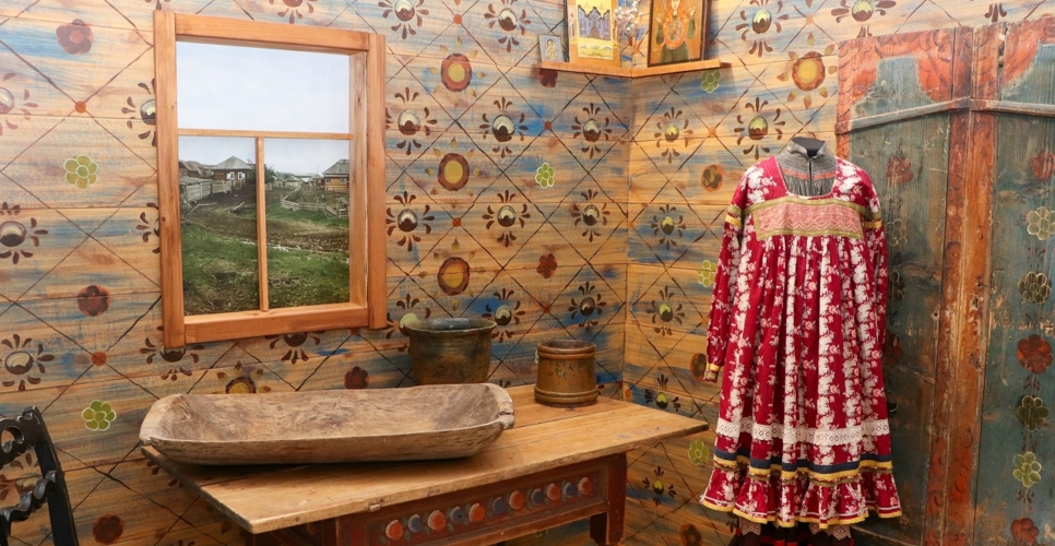 В Алтайском краеведческом музее открылась выставка «Алтай — обретённый дом»!