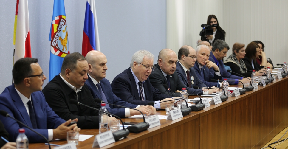 В Цхинвале прошёл круглый стол, посвящённый осетинам в русской военной истории