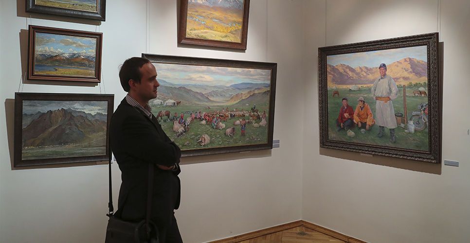 В Музее Востока открылась выставка работ Анатолия Щетинина
