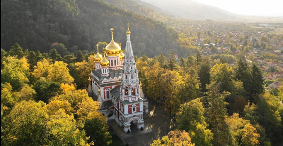 В Болгарии отметили 120-летие освящения храма Рождества Христова на Шипке