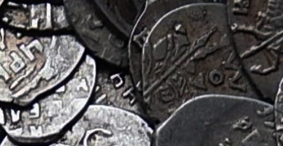 В ходе реконструкции московских улиц найден клад времен Ивана Грозного