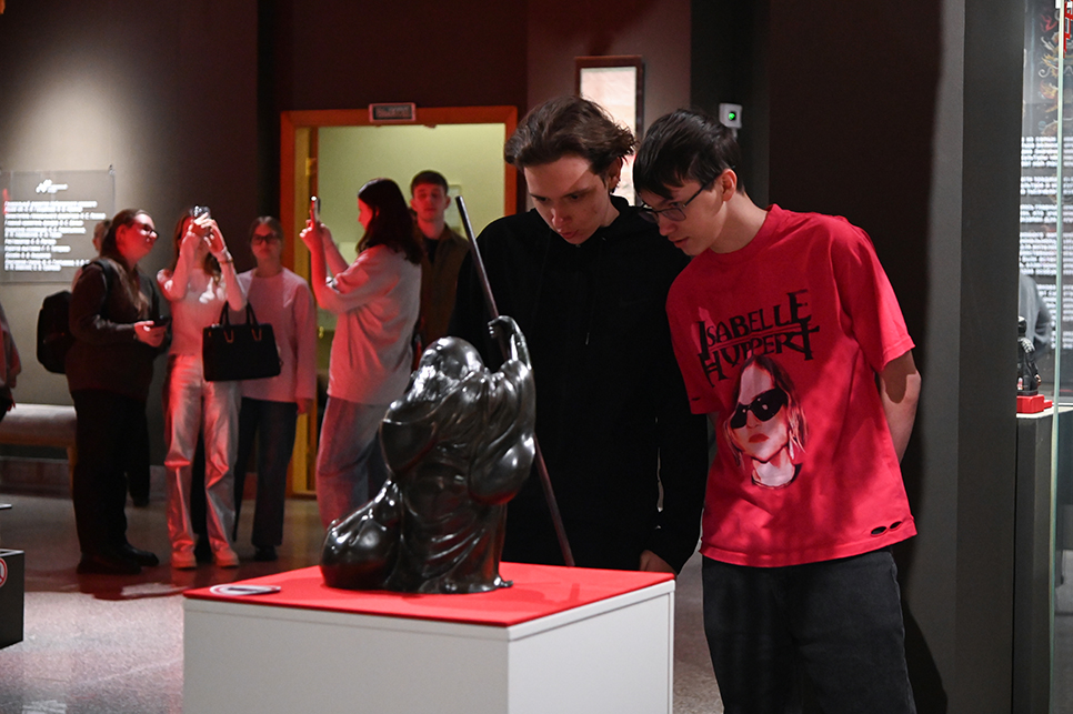 В Хабаровском краевом музее отрылась выставка «Китай: искусство во всём»