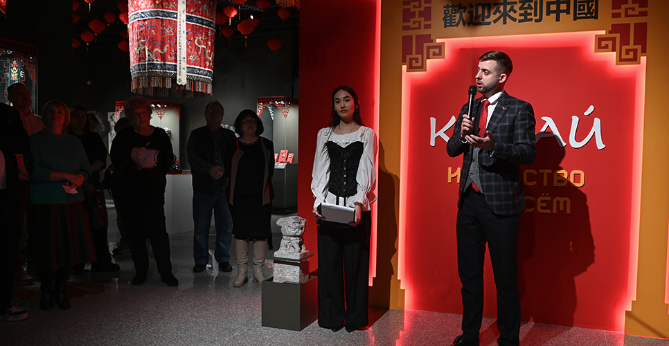 В Хабаровском краевом музее отрылась выставка «Китай: искусство во всём»