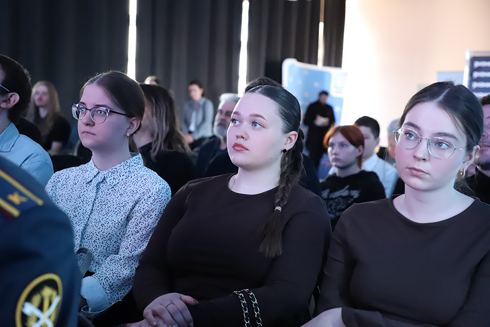 В Вологде прошёл круглый стол, посвящённый сохранению исторической памяти