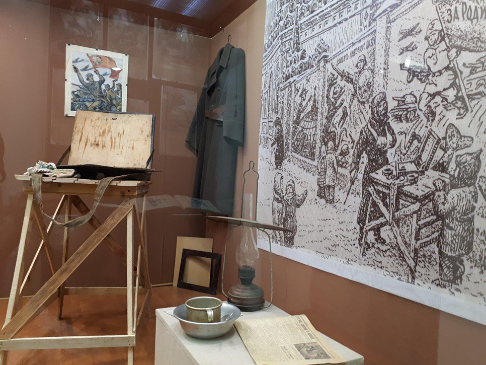 В Саратове экспонируется выставка рисунков художника-фронтовик