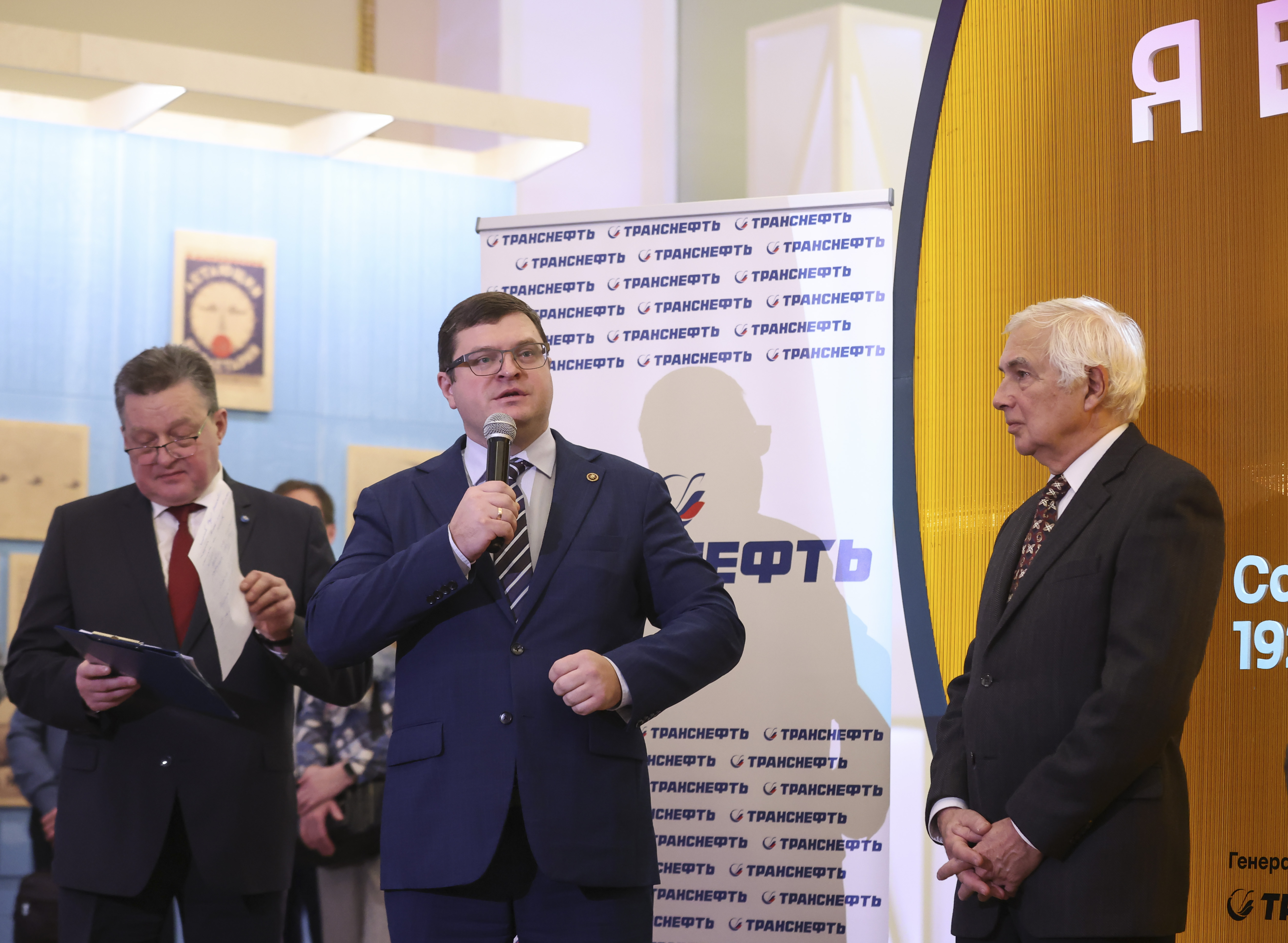 В павильоне ВДНХ открылась выставка, посвящённая истории советской авиации