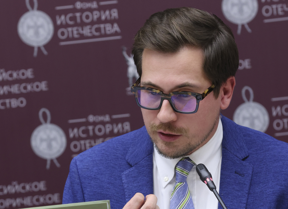 Презентация работы профессора Монреальского университета Майкла Джабара Карлея «Несостоявшийся союз Сталина. Борьба за коллективную безопасность. 1936-1939 годы»