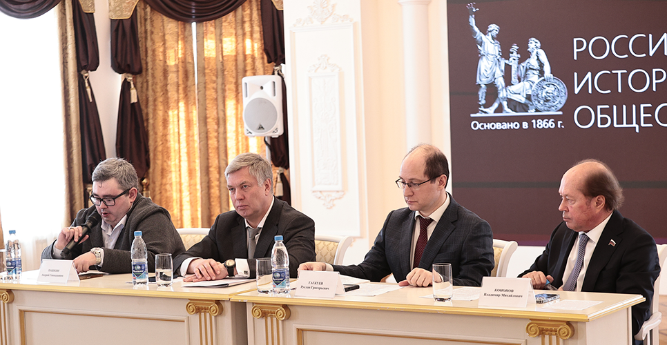 Руслан Гагкуев встретился с историческим сообществом Ульяновской области